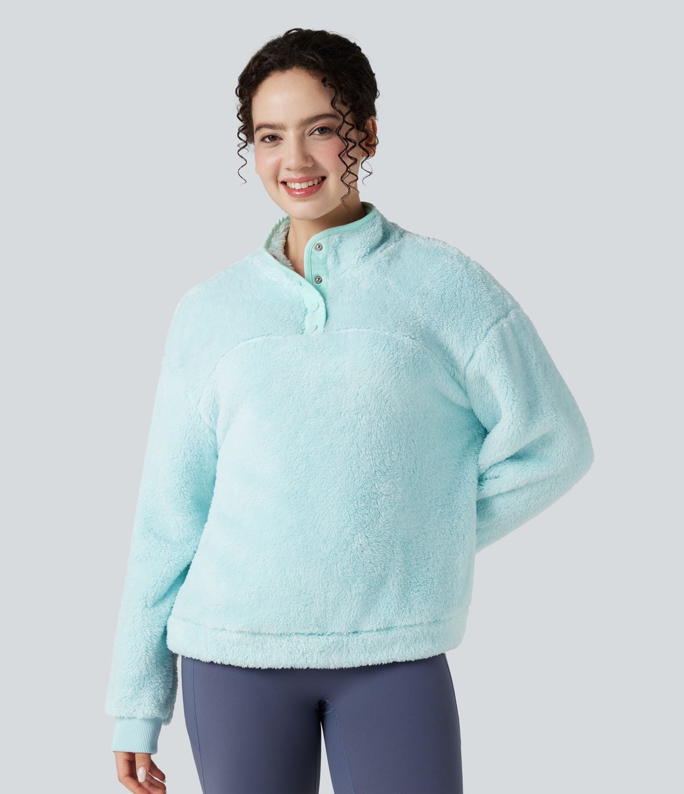 Sweat-shirt polaire col montant boutonné