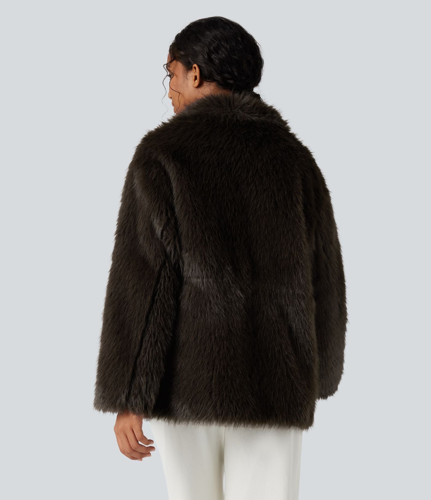 Manteau fausse fourrure col chemise manches longues avec poches