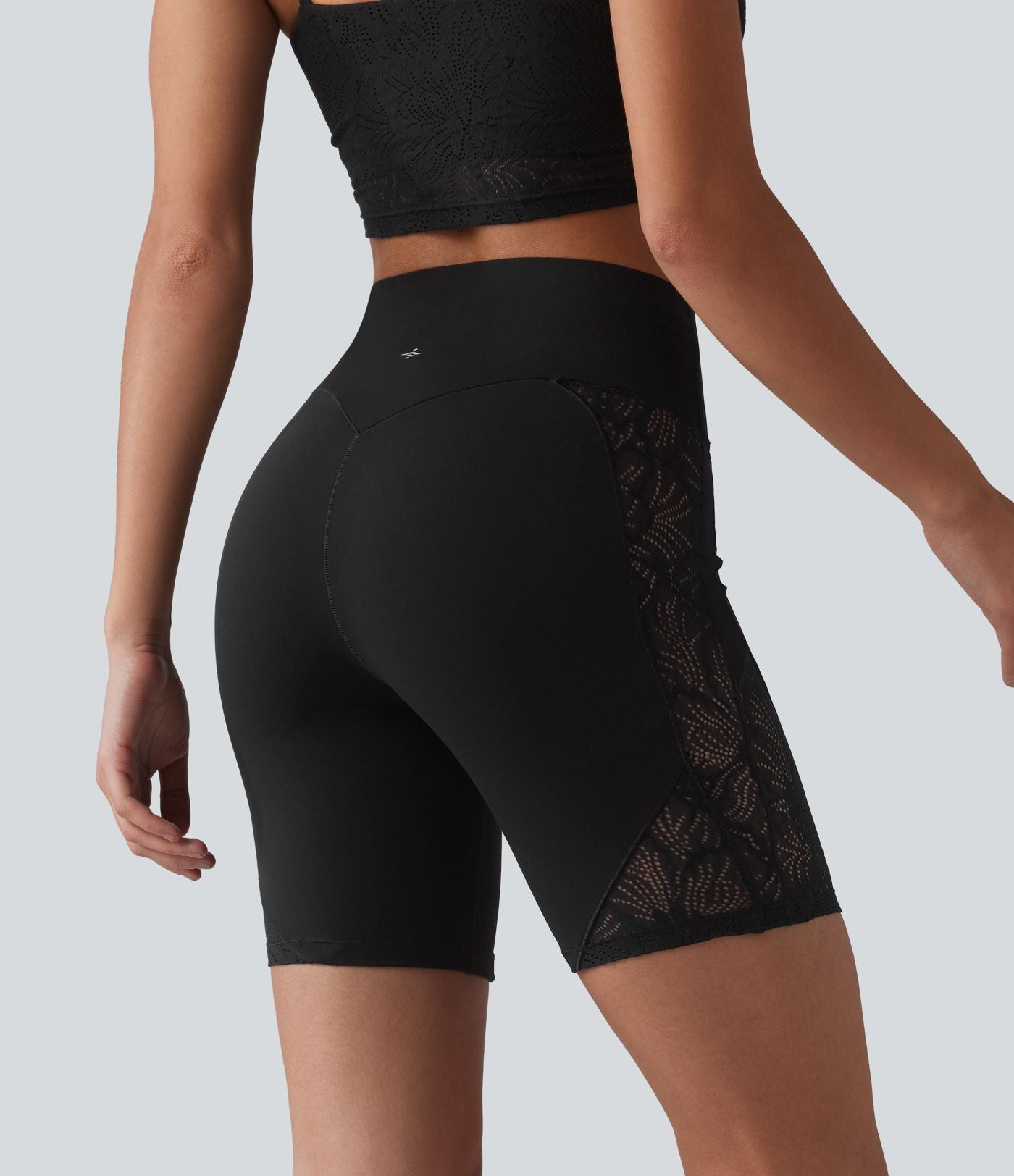 Short cycliste de yoga Halara UltraSculpt™ taille haute ventre plat en dentelle contrastée, 17,5 cm, avec poche