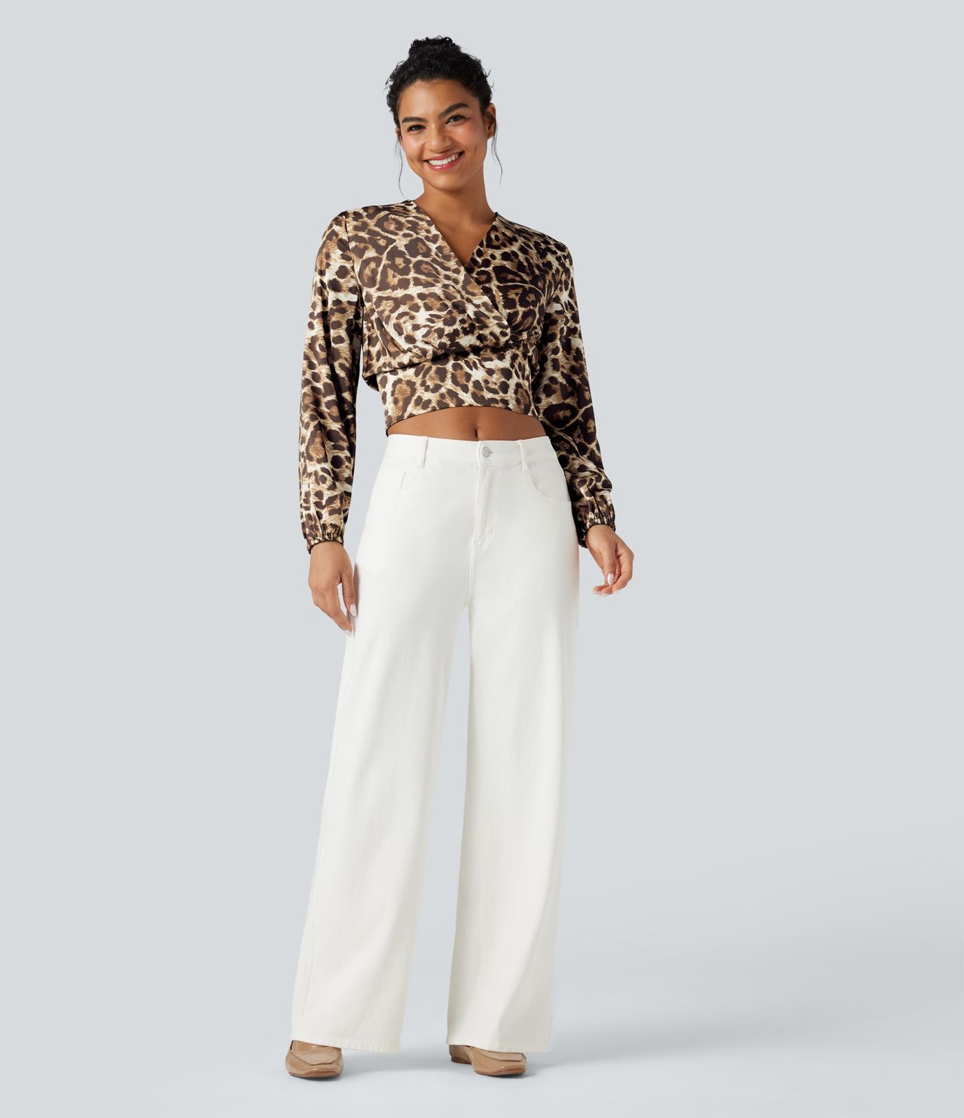 Blouse courte col V manches longues imprimé léopard