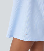 Robe courte à encolure nouée avec découpe et rayures