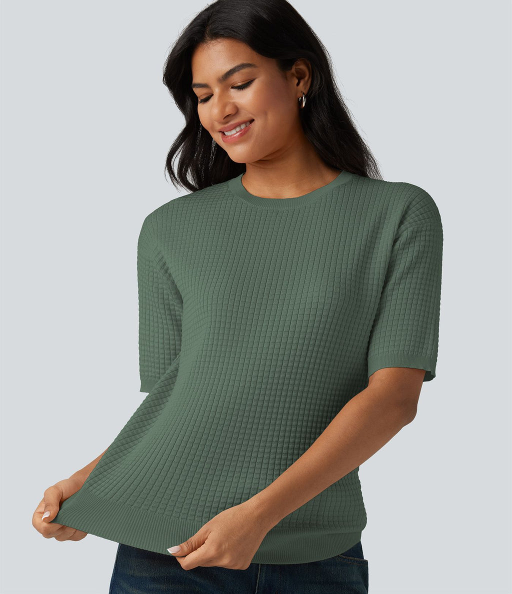 Pull col rond manches courtes en tissu gaufré