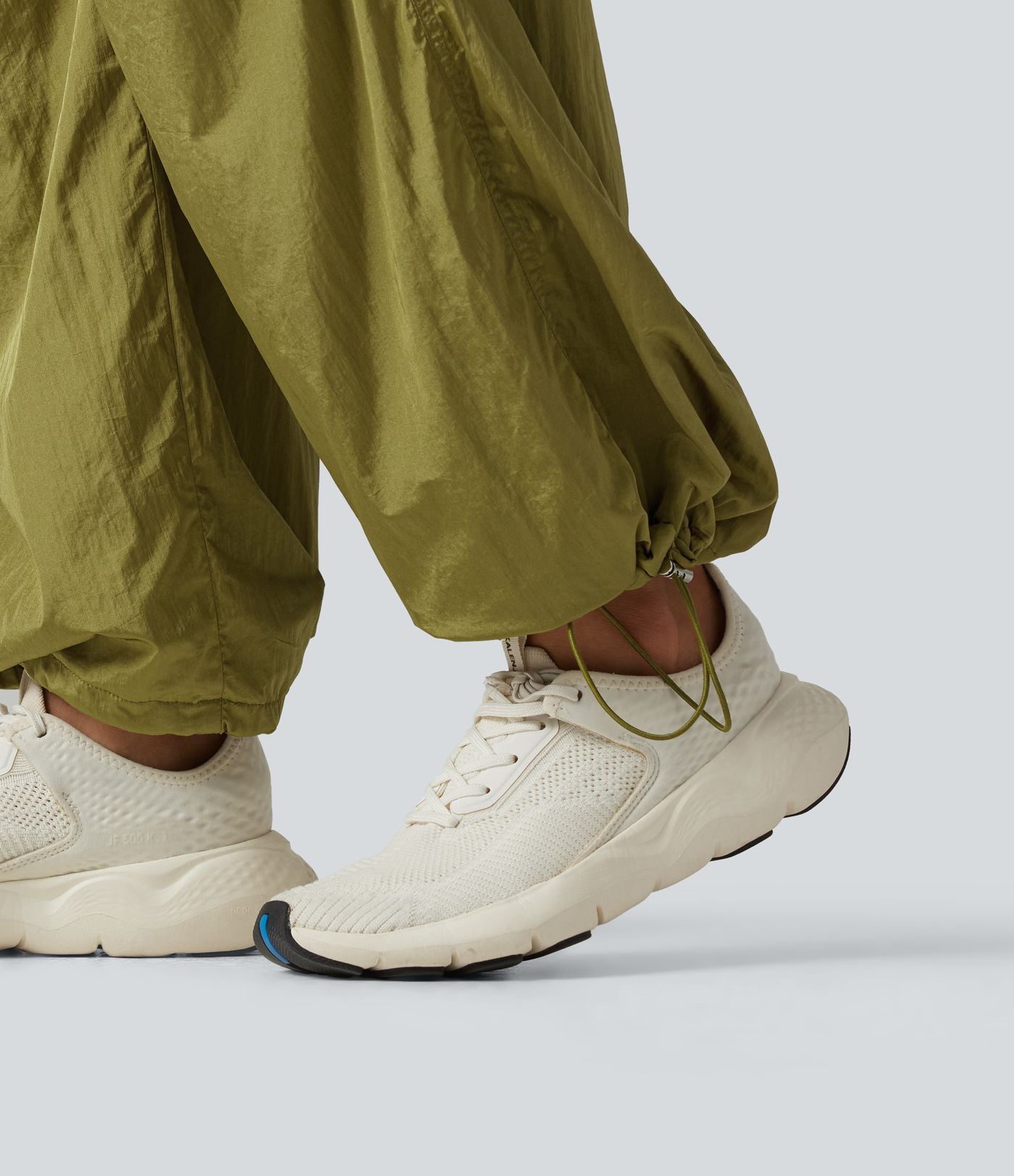 Pantalon cargo ample de randonnée taille haute avec cordon de serrage, fronces et poches