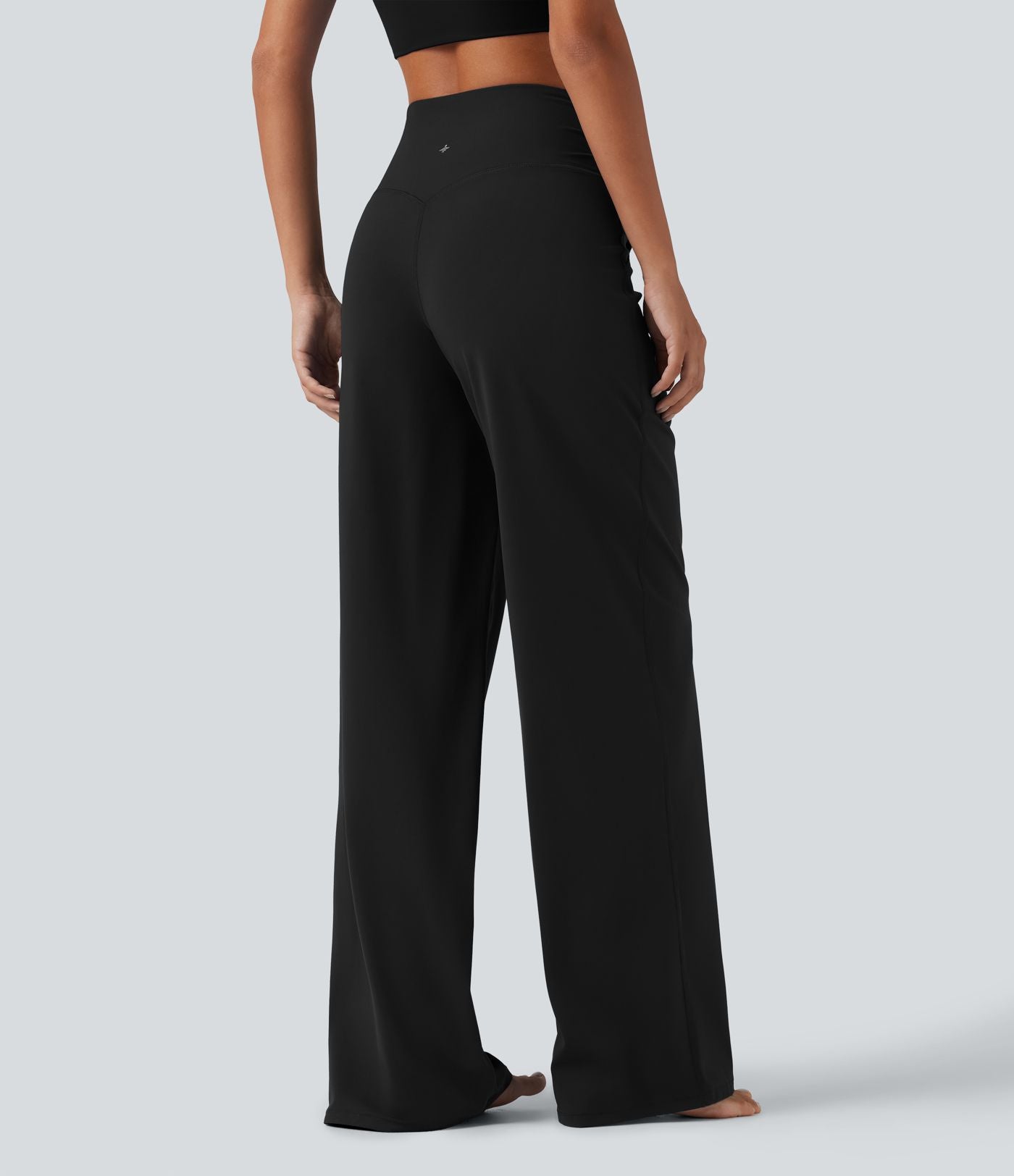 Pantalon de yoga Halara UltraSculpt™ taille haute, coupe droite et croisée, avec poches
