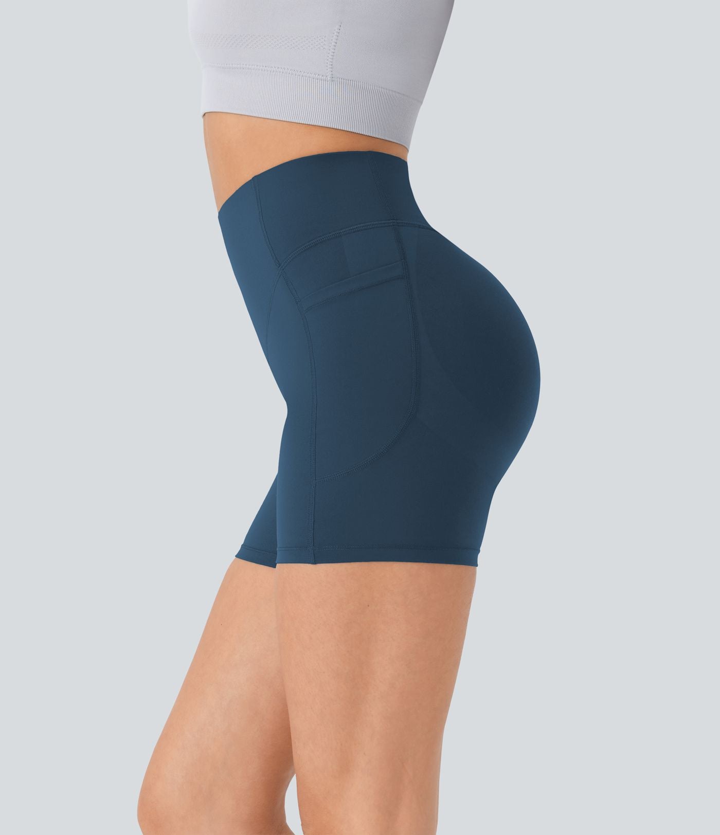 Short cycliste 12,5 cm d'entraînement gainant galbant taille haute avec effet scrunch et poches Halara UltraSculpt™