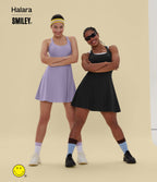 Robe sport évasée dos ouvert torsadé Halara X Smiley® SoftlyZero™ Airy avec poches – Longueur allongée – Édition Easy Peasy – Bonnets A à D