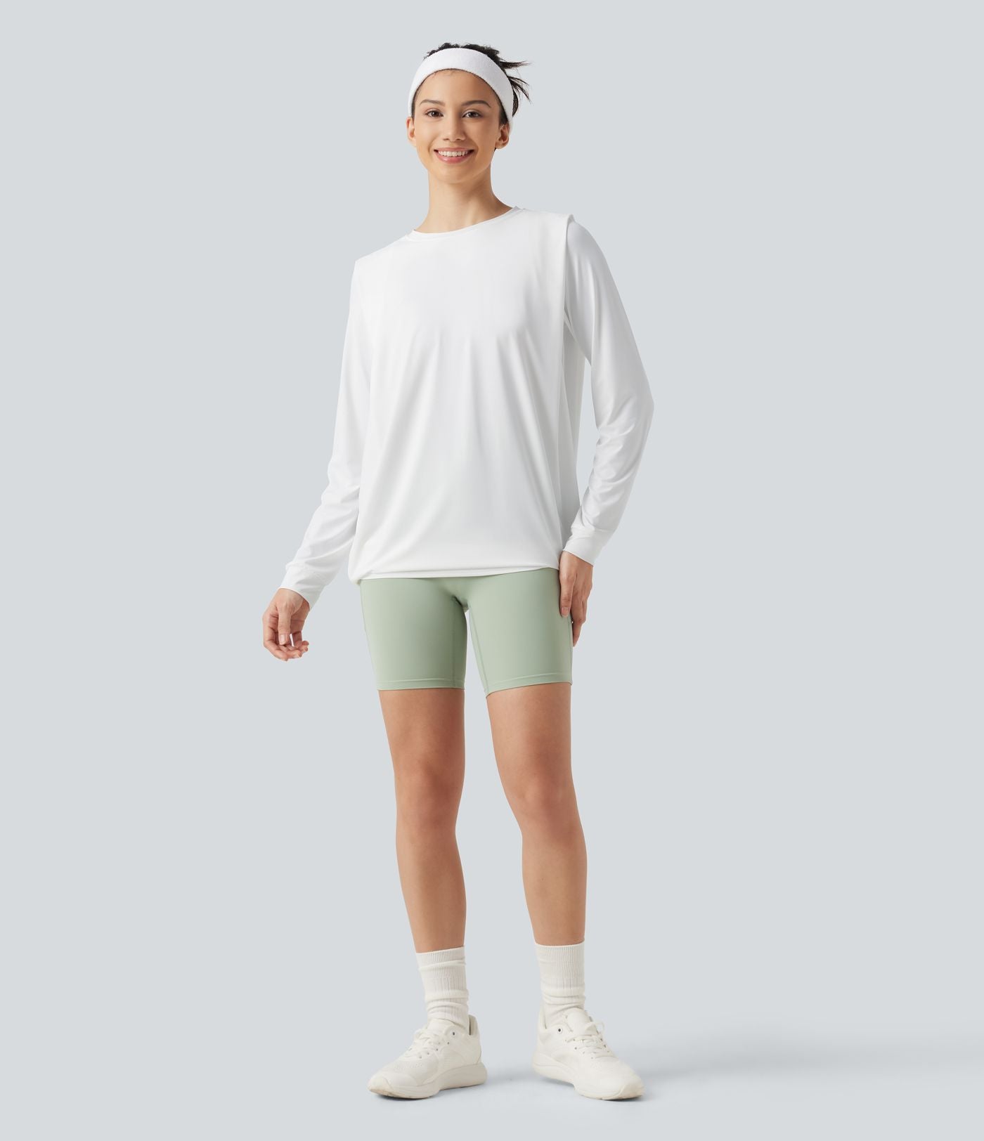 Haut de yoga effet frais InstantCool longueur allongée à manches longues avec encolure arrondie, fronces et protection solaire UPF50+