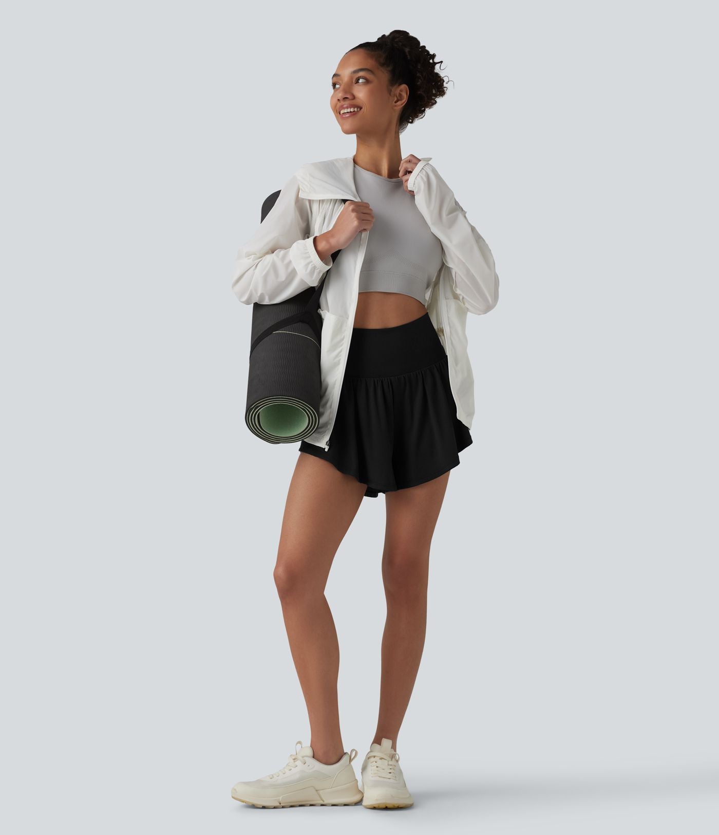 Short de yoga 2-en-1 SoftlyZero™ Airy effet frais InstantCool taille haute 7,5 cm avec poches