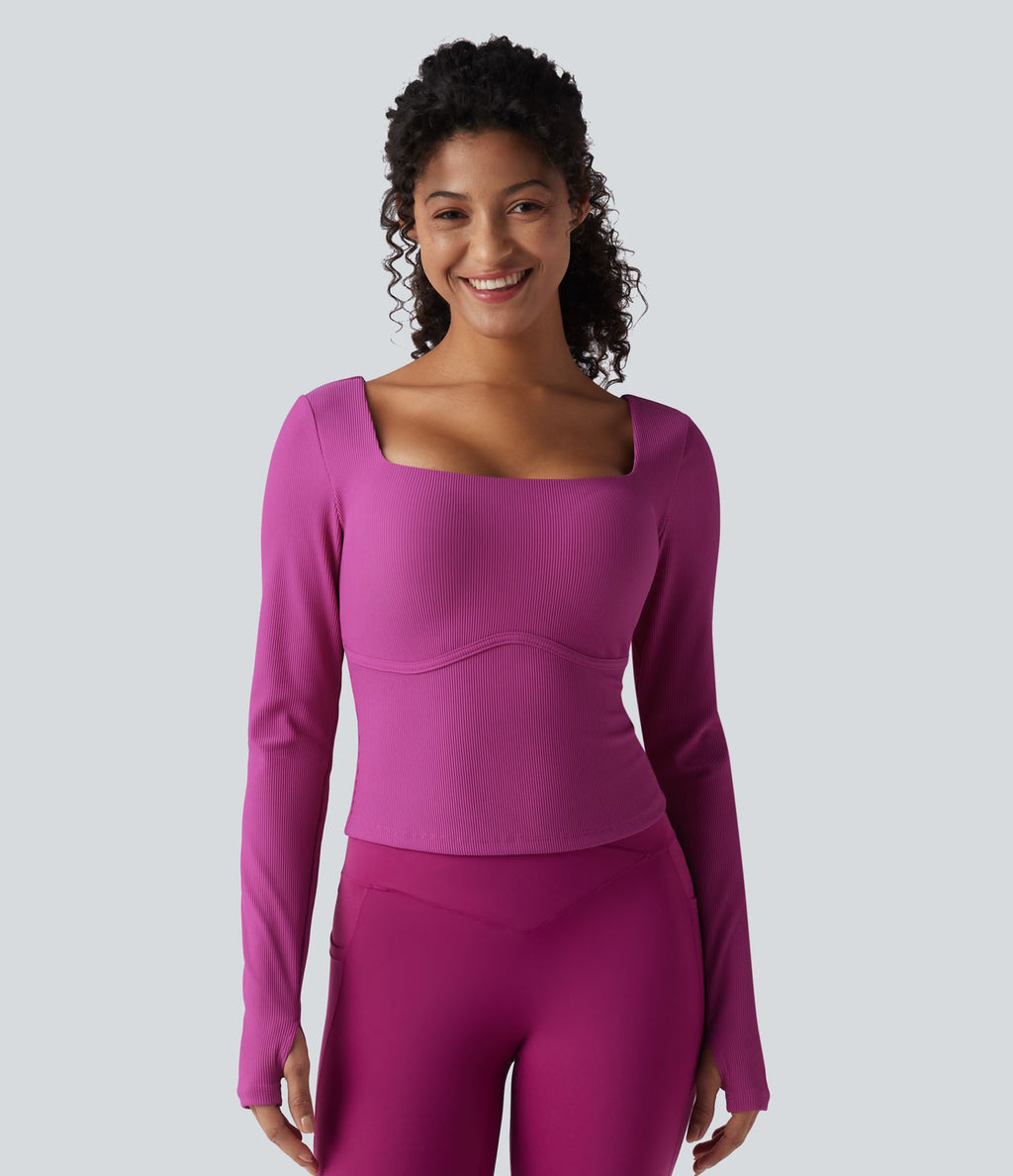 Haut de yoga côtelé push-up à col carré, manches longues et trous pour les pouces - Bonnets E-G