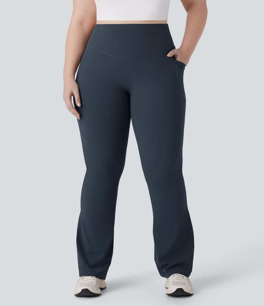 Pantalon de yoga à coupe bootcut gainant galbant taille haute grande taille avec effet scrunch et poches Halara UltraSculpt™