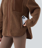 Veste de sport sherpa à manches longues avec ourlet asymétrique arrondi et poches