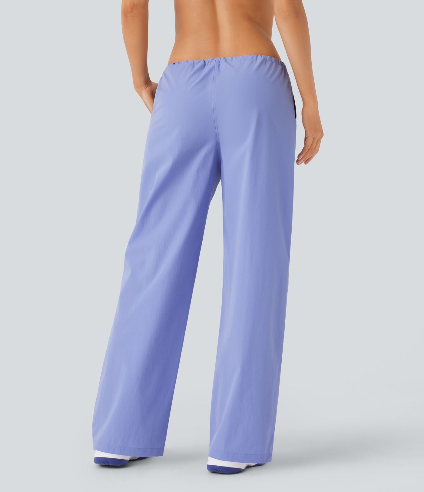 Pantalon de yoga déperlant résistant à l'usure taille basse avec cordon ajustable, poches latérales et jambes droites