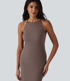 Robe midi à bretelles col rond en maille côtelée