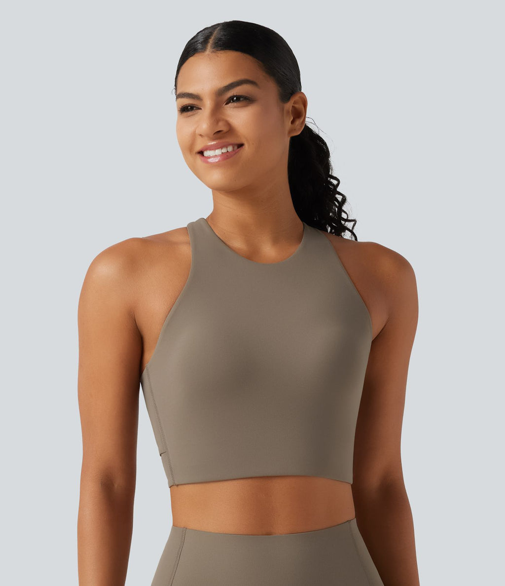 Brassière de running maintien léger frais au toucher à séchage rapide avec encolure arrondie, découpe, coussinets amovibles et protection solaire UPF50+