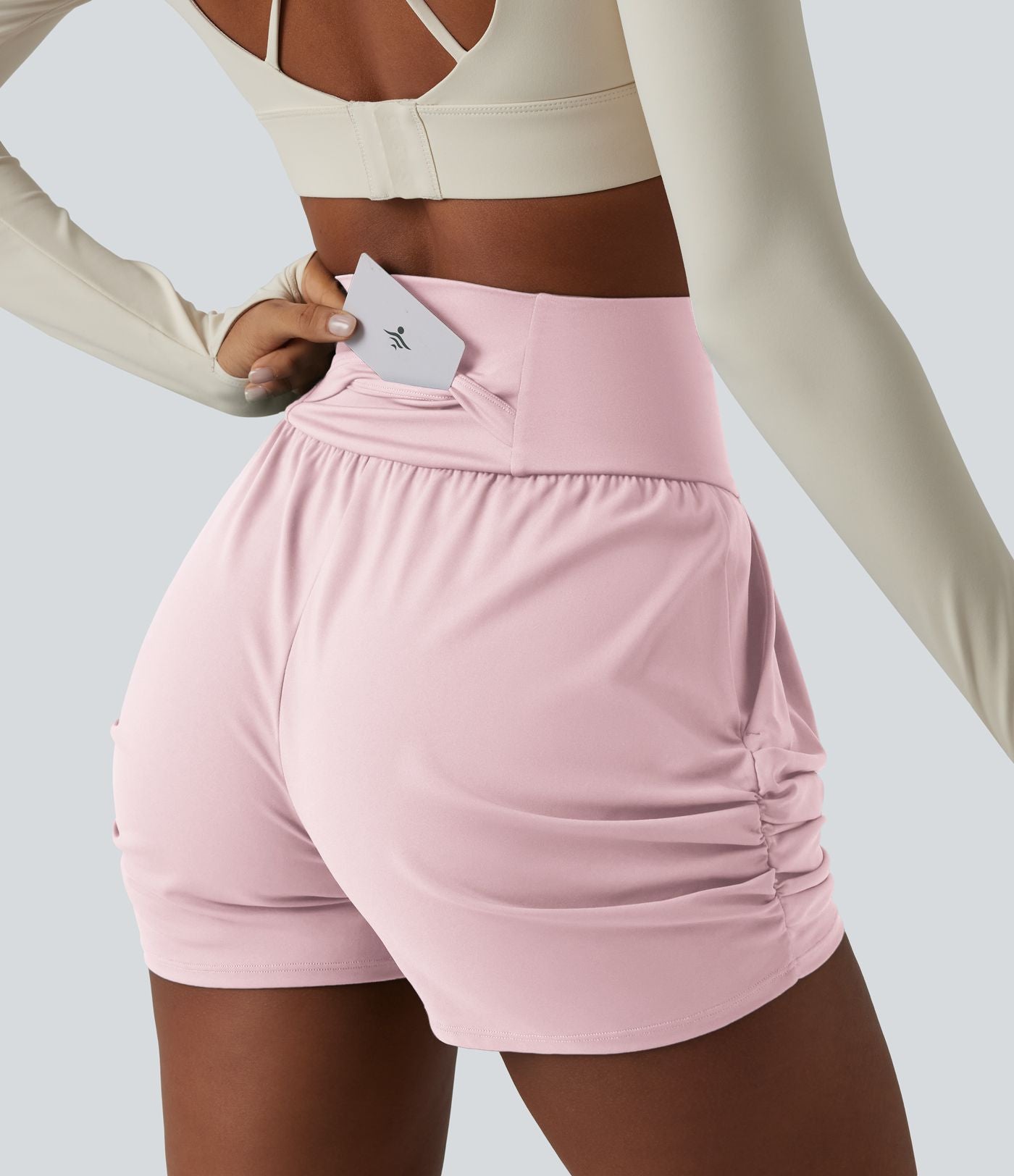 Short de yoga SoftlyZero™ Airy taille haute froncé effet frais InstantCool 7,5 cm avec poches