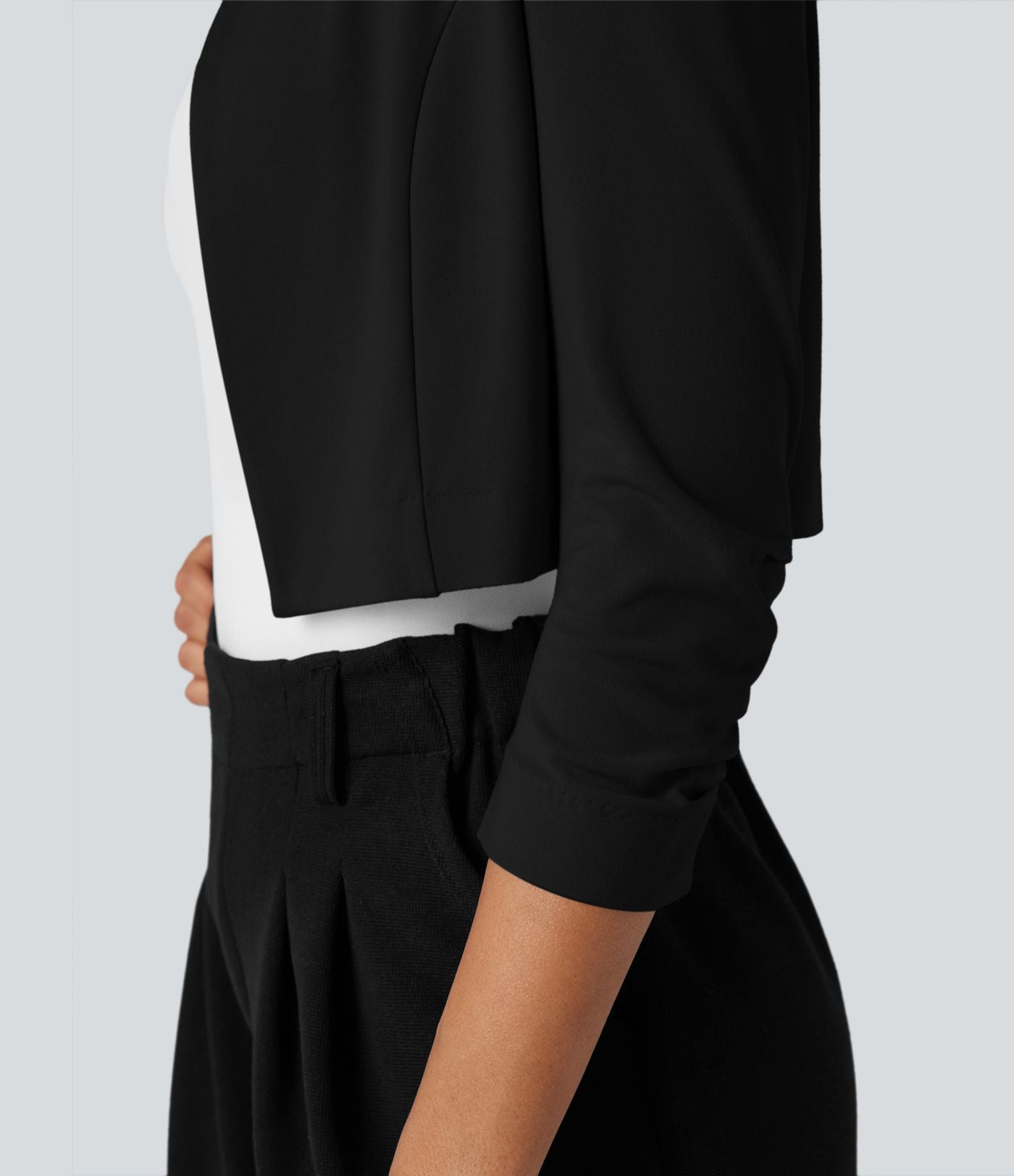 Blazer de travail court col rond manches 3/4