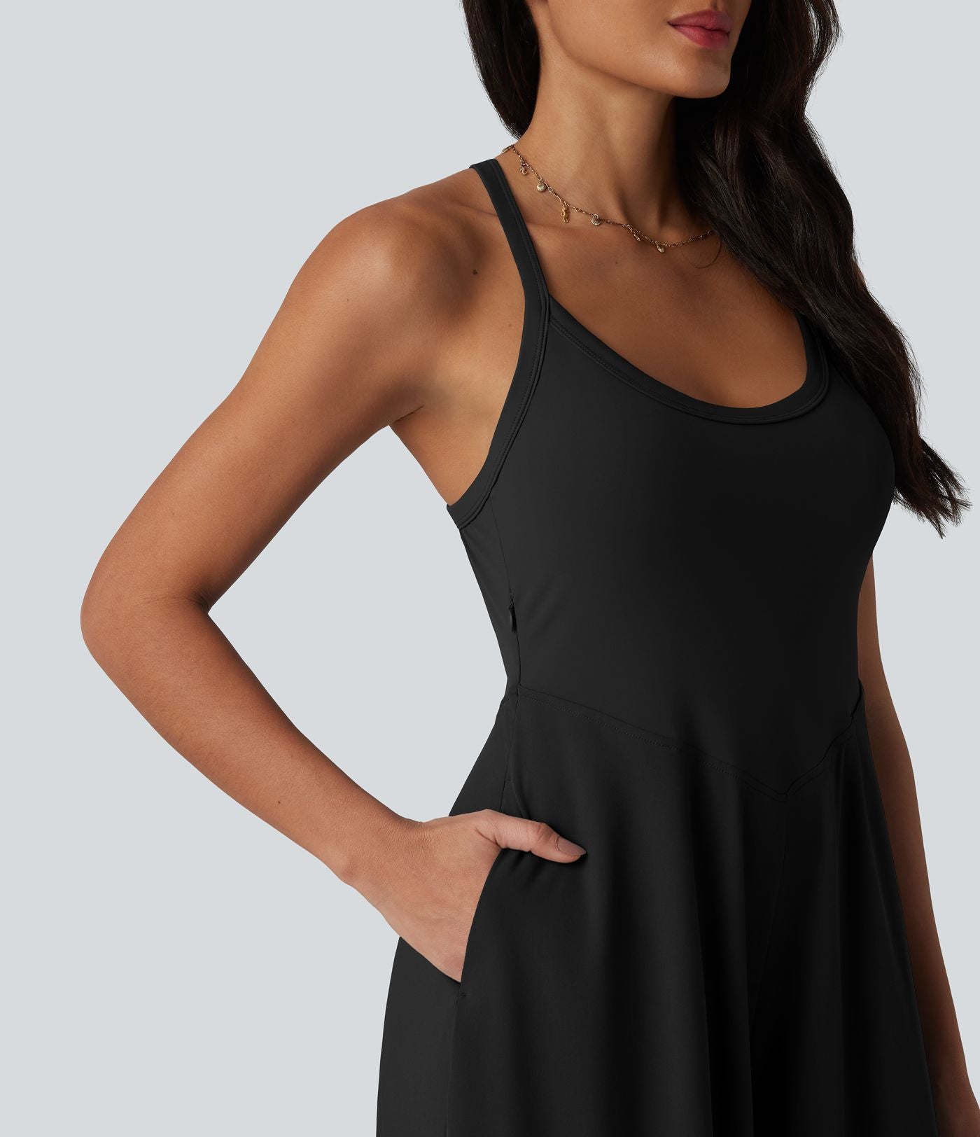 Combinaison fluide Breezeful™ col U dos nu séchage rapide avec poches