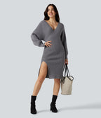 Robe pull mi-longue moulante fendue col V manches chauve-souris longues
