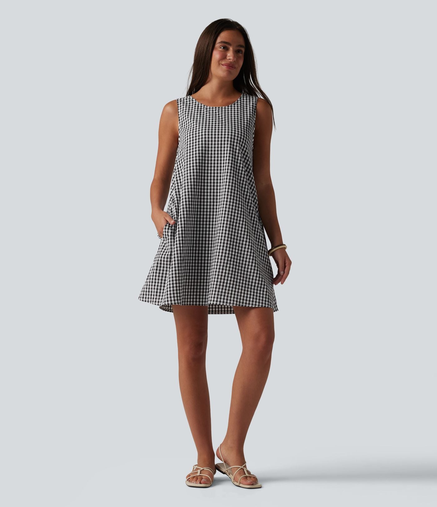 Robe débardeur mini décontractée col rond sans manches en vichy froissé avec poches