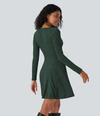 Robe décontractée mini évasée maille côtelée col V manches longues