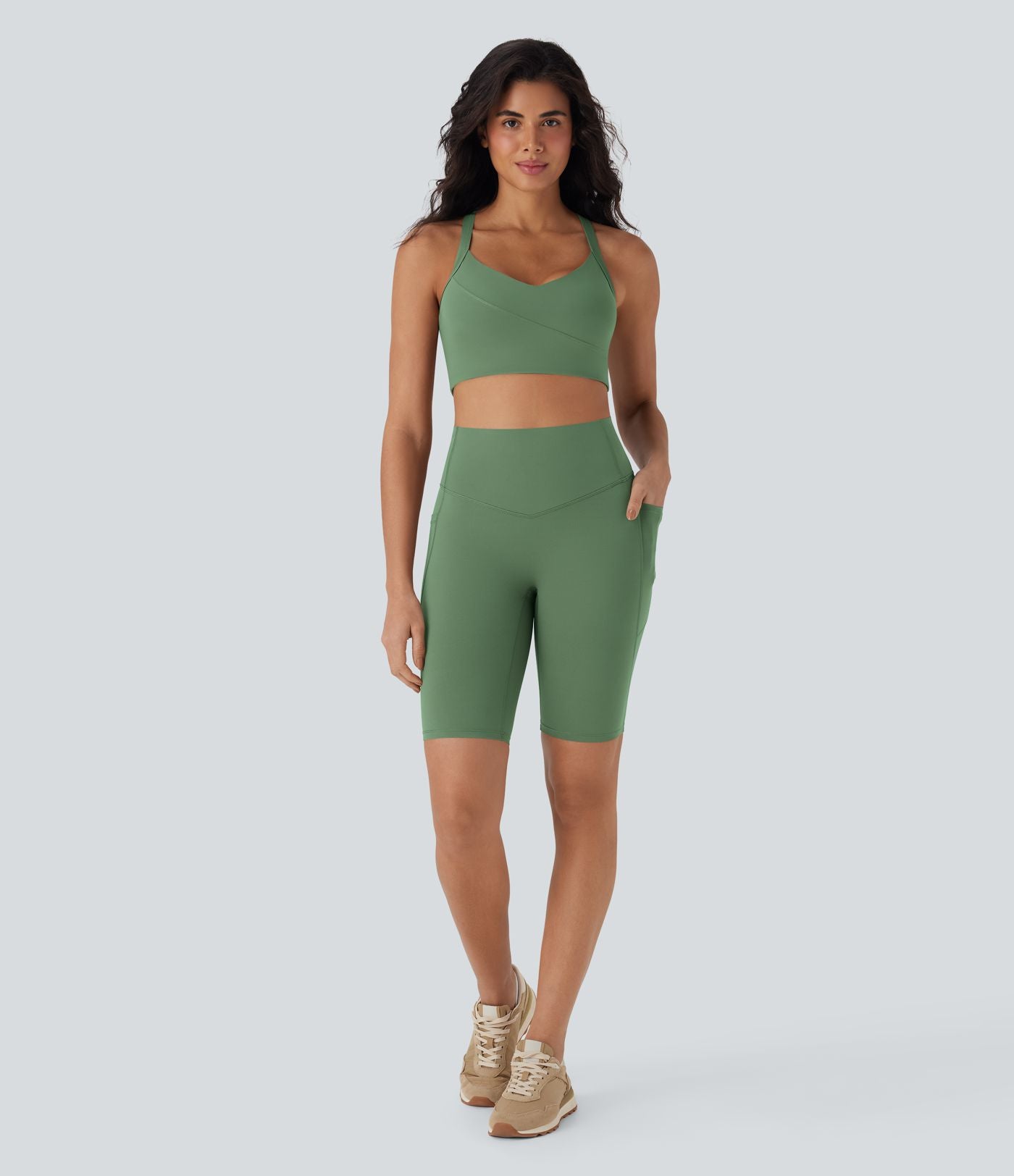 Short cycliste 22,8 cm d'entraînement gainant taille haute avec poches Halara UltraSculpt™