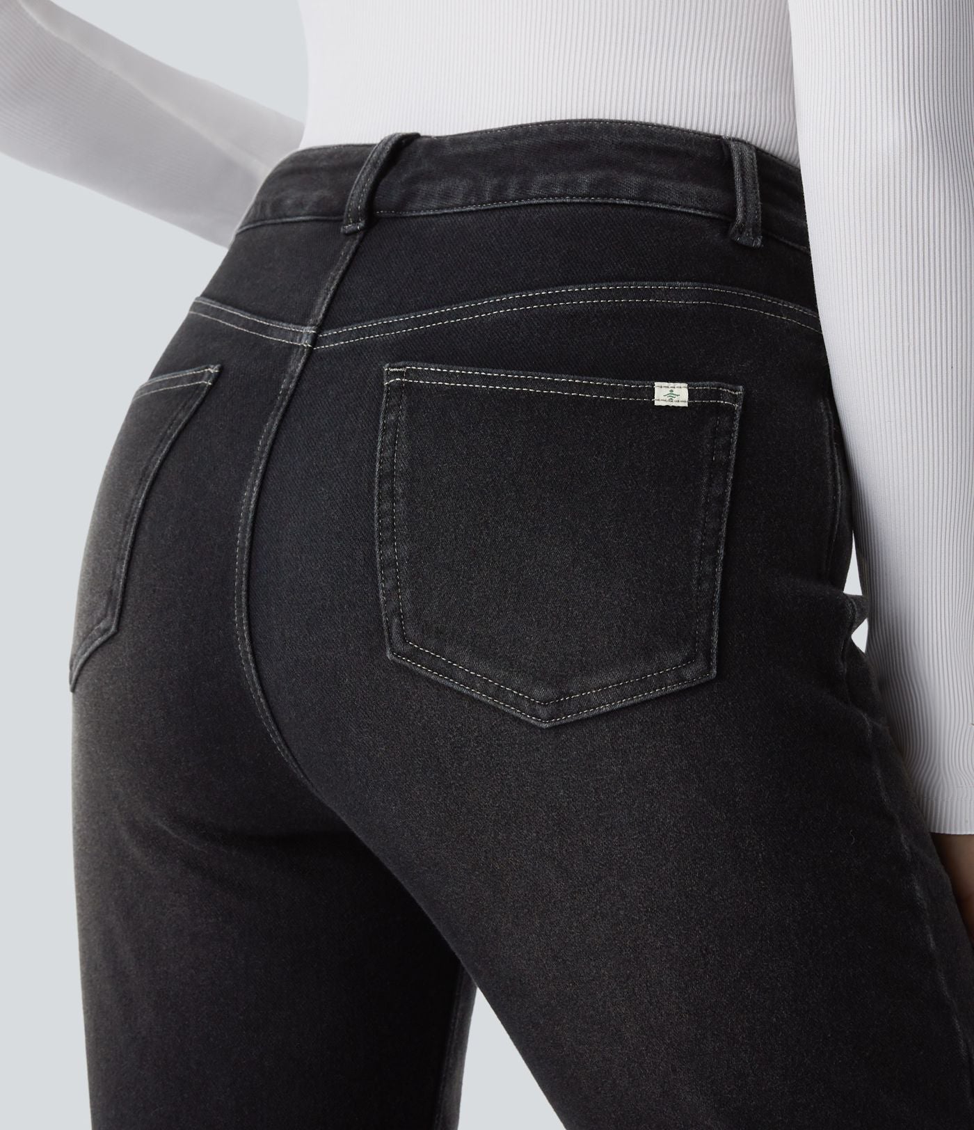Jean délavé coupe droite taille haute Halara Flex™ Denim Heat avec poches
