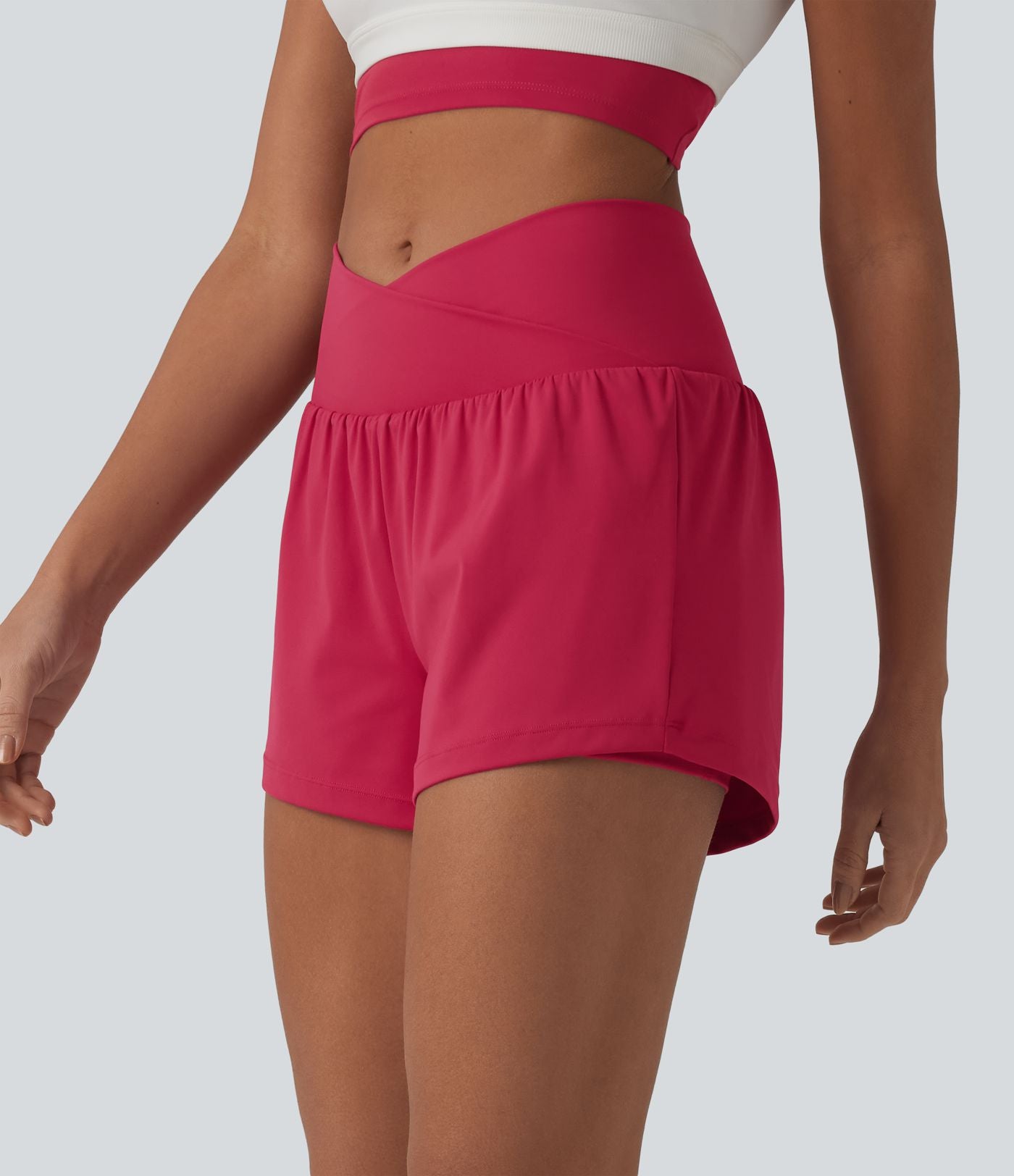 Short de yoga 2-en-1 SoftlyZero™ Airy croisé taille haute 7,5 cm effet frais InstantCool avec poches