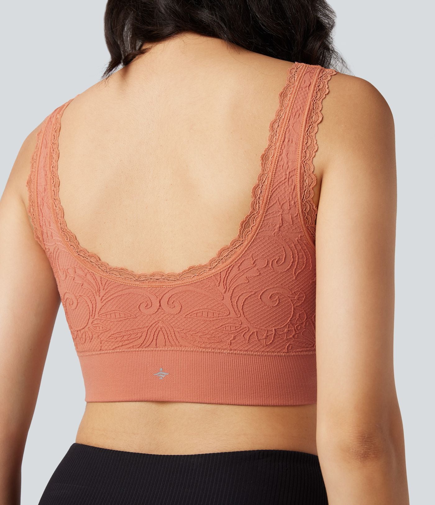 Brassière de sport yoga maintien léger col U en dentelle sans couture OneForm Seamless Flow