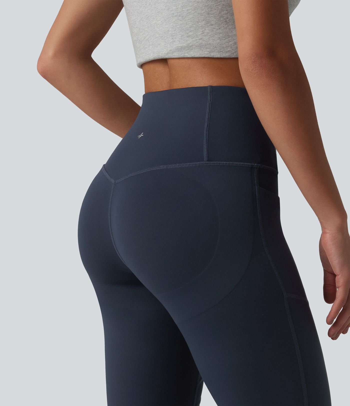 Legging décontracté DayStretch taille haute gainant et galbant les fesses, avec poche, empiècement en maille contrastée et coupe évasée