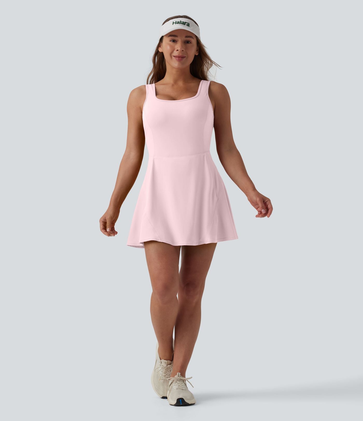 Robe de sport mini 2-en-1 SoftlyZero™ Airy col U poches effet frais InstantCool danse bonnets E-G, accès facile Easy Peasy