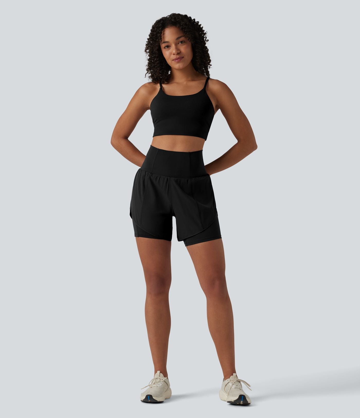 Shorts yoga Breezeful™ taille super haute 2-en-1 séchage rapide, ourlet arrondi, entrejambe 13cm, avec poches