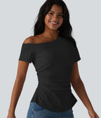 T-shirt SoftlyZero™ Airy asymétrique épaule dénudée froncé avec fente, brassière intégrée et effet frais InstantCool
