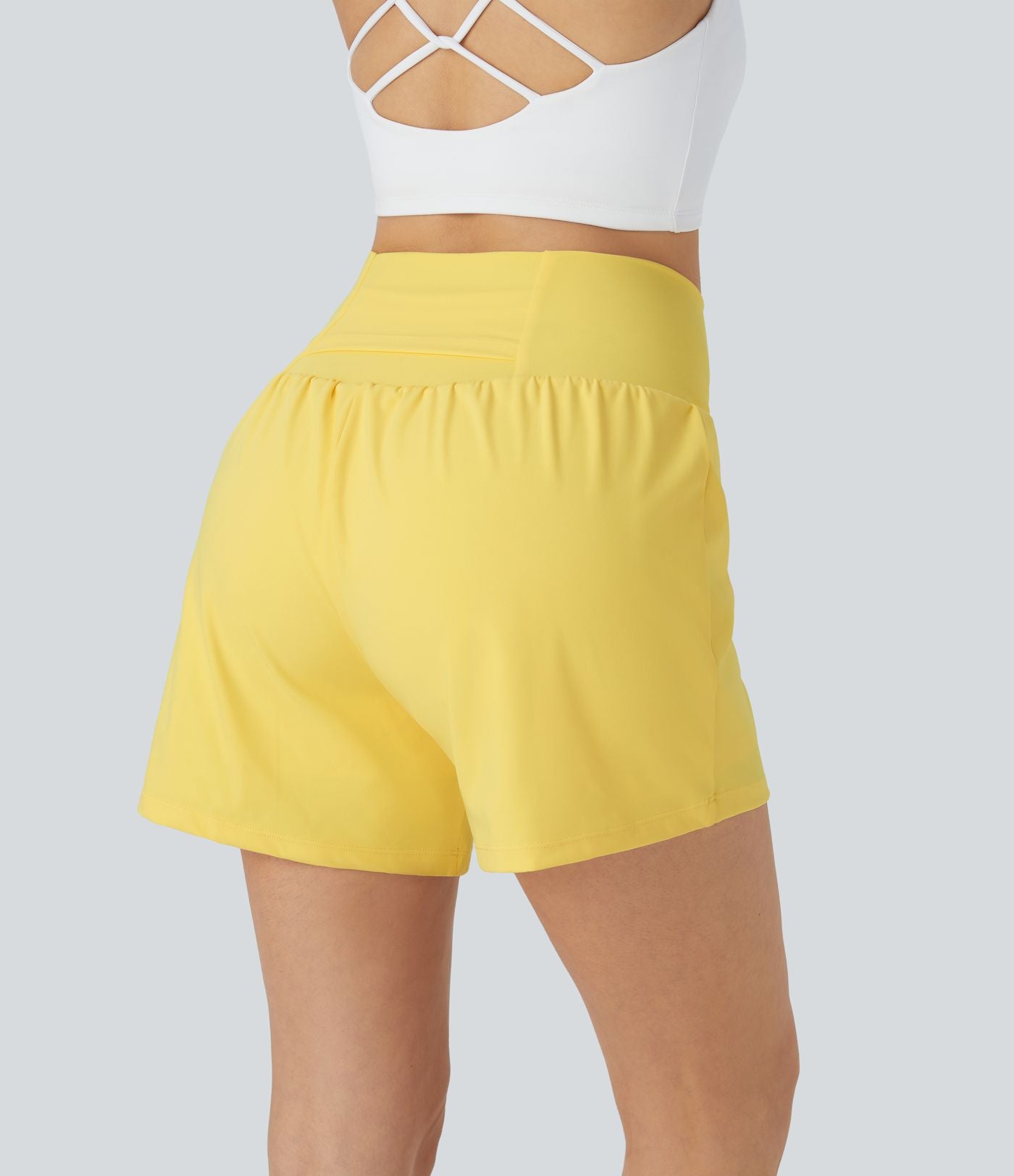 Short yoga 2-en-1 SoftlyZero™ Airy effet frais InstantCool taille très haute 12,5 cm avec poches, longueur allongée