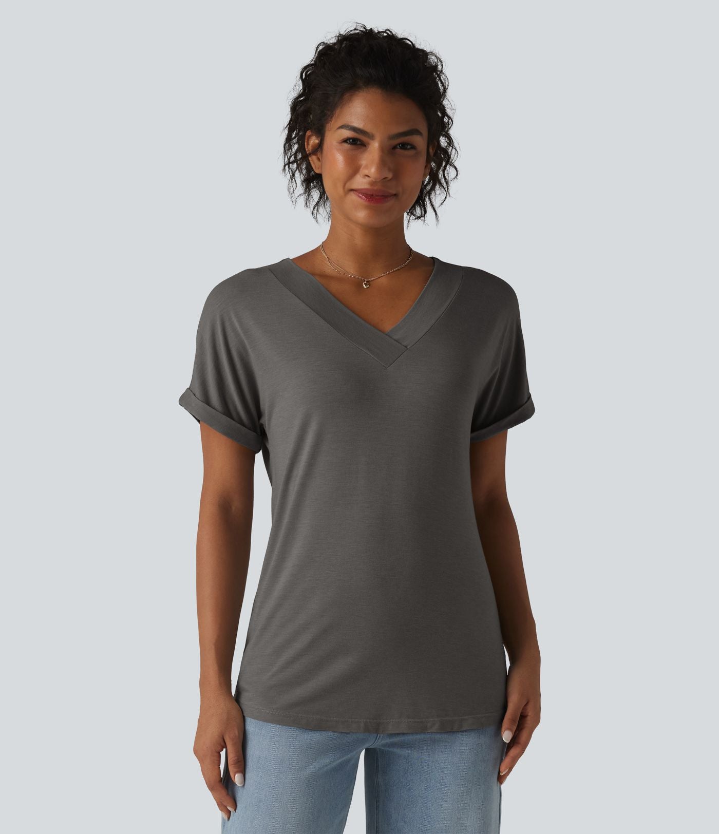 T-shirt décontracté col V à manches chauve-souris courtes