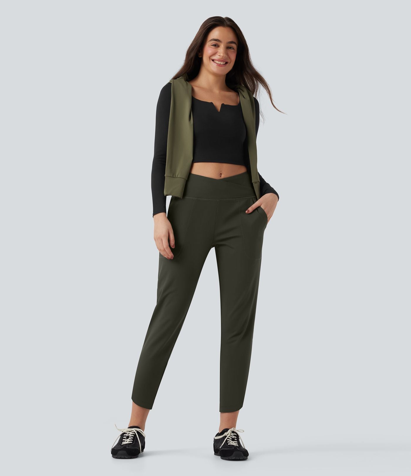 Pantalon fuselé croisé taille haute DayStretch avec poches