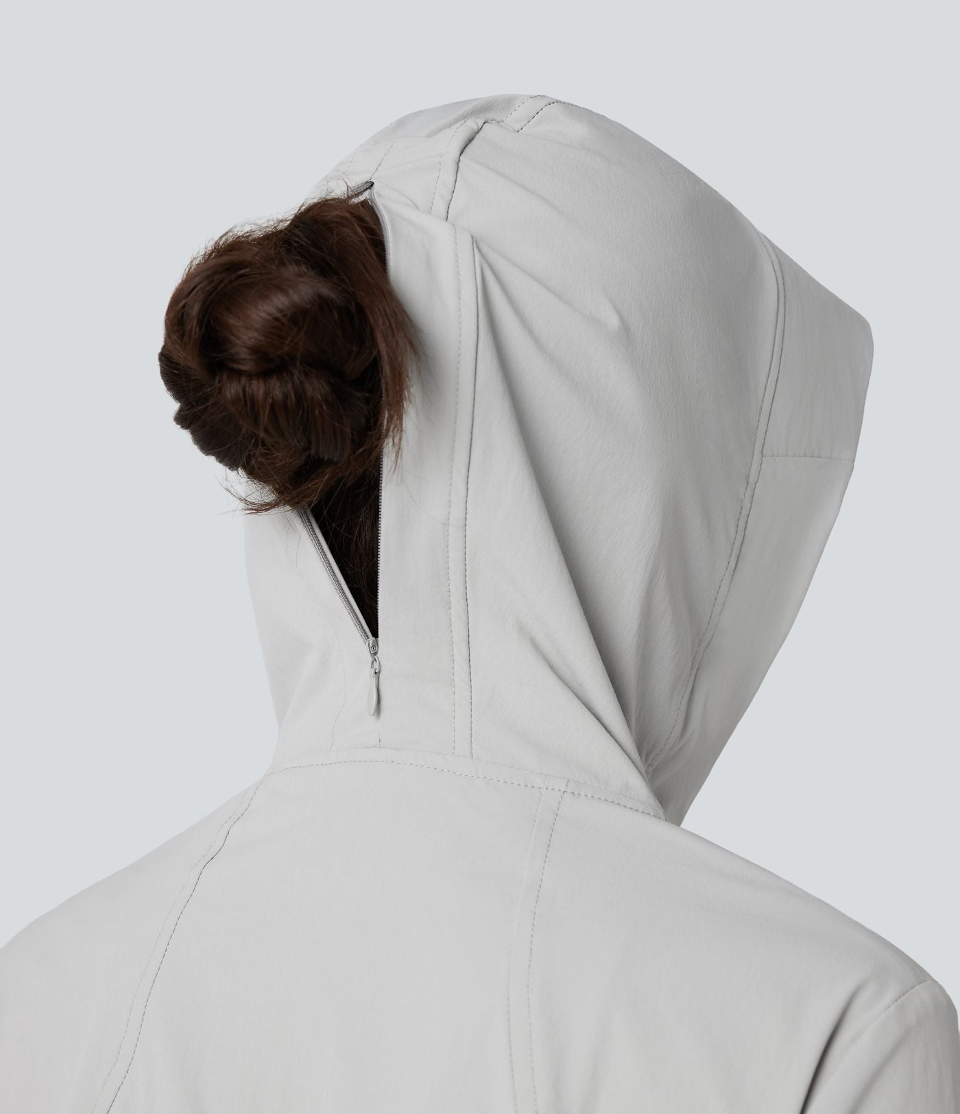 Veste de randonnée à capuche, manches longues, passants pouces et zip avec poches - UPF40+