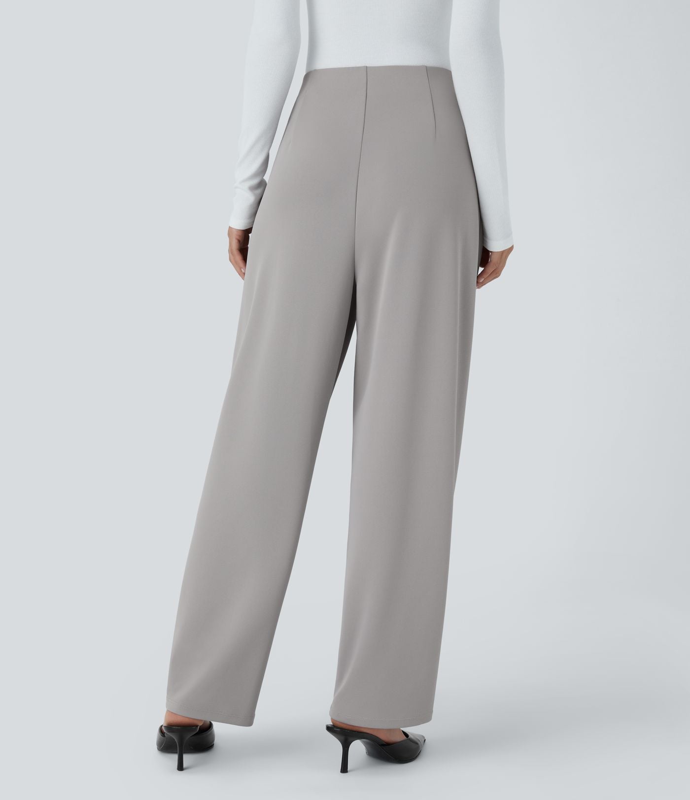 Pantalon décontracté barrel droit en crêpe, taille haute, avec poches