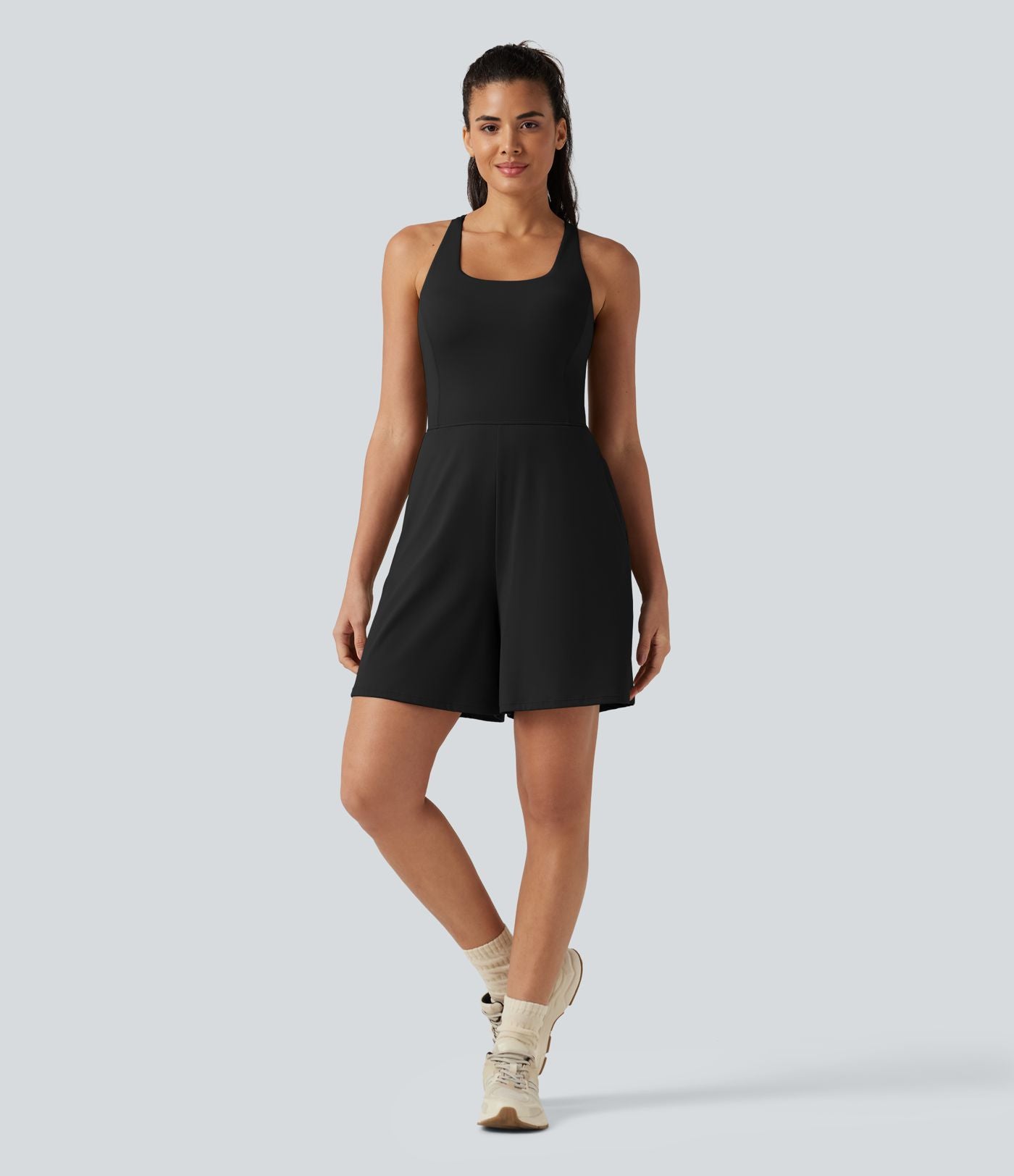 Combishort de sport SoftlyZero™ Airy à encolure U, toucher frais, coussinets amovibles, poches et accès facile Easy Peasy