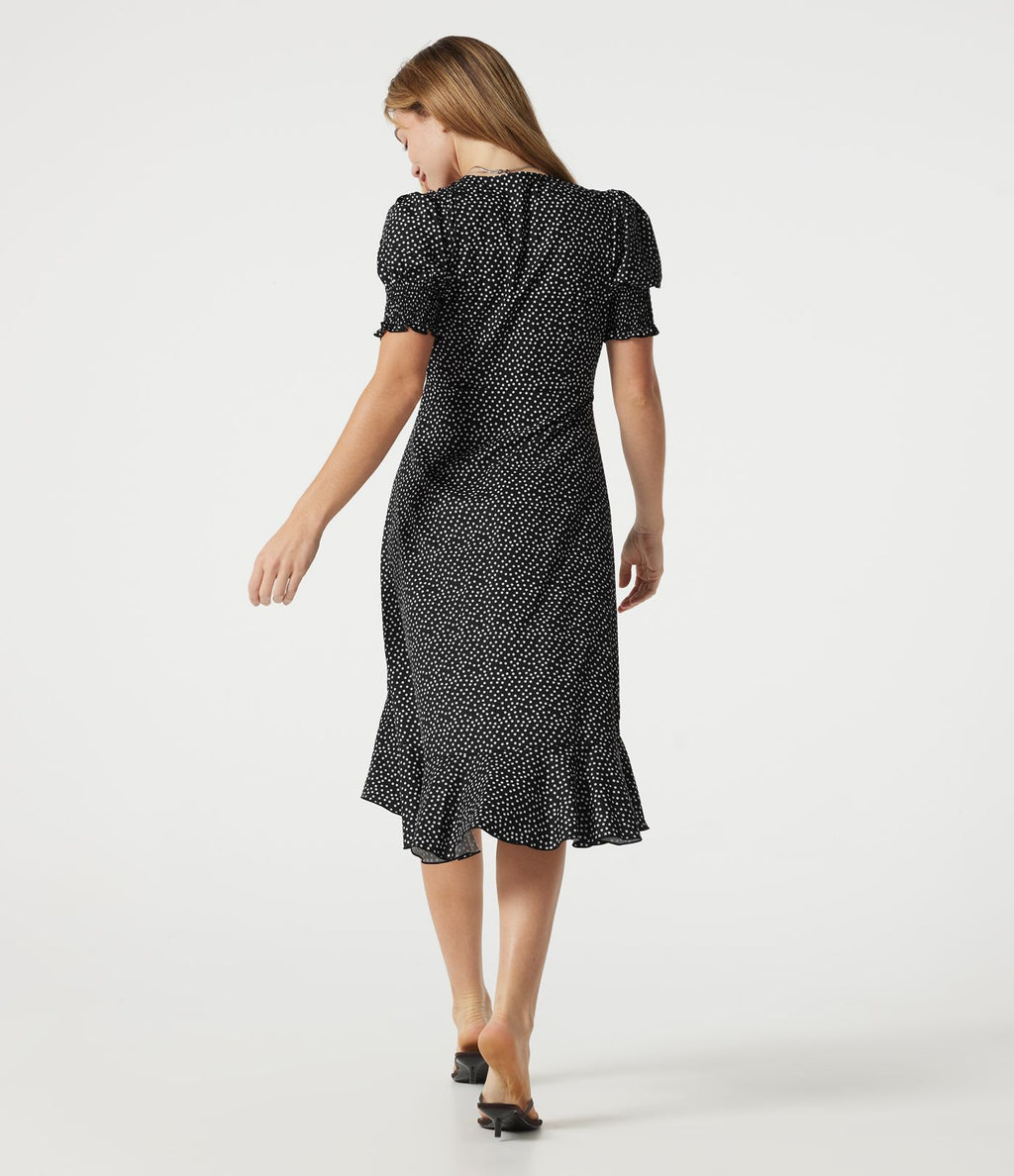 Robe casual midi col V à manches courtes à pois avec ourlet à volants
