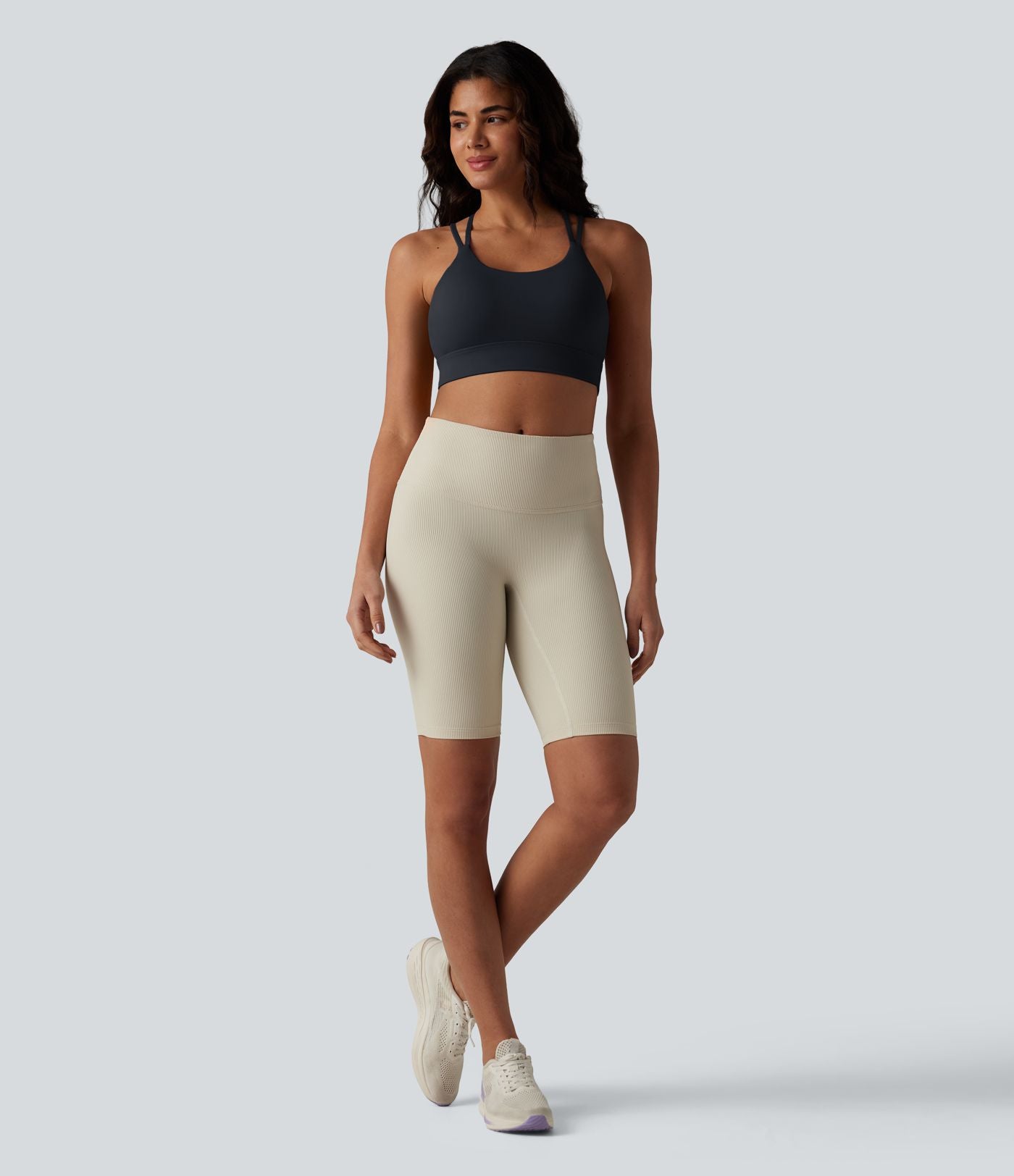 Brassière de sport intégrée à maintien léger