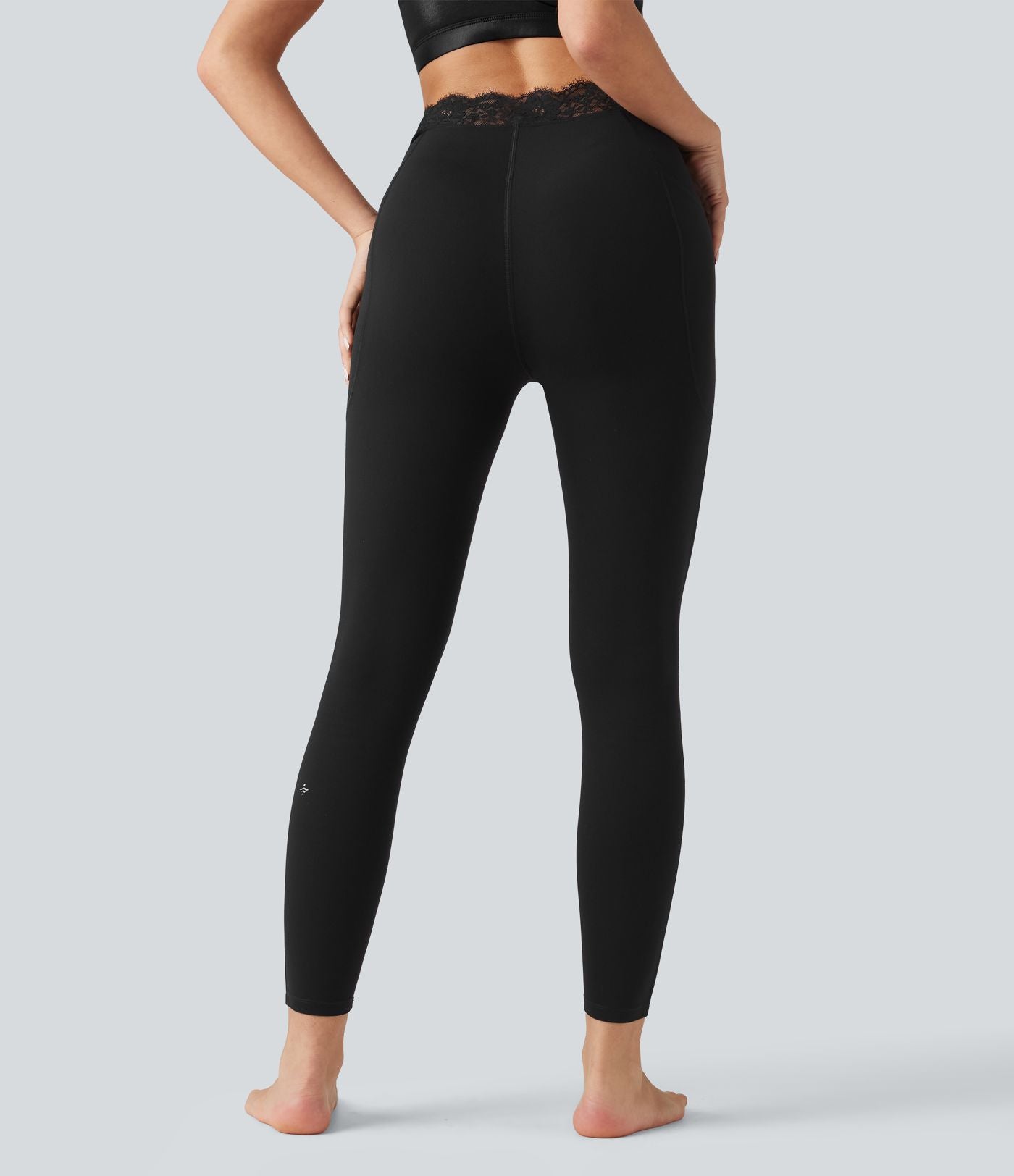 Legging de yoga Halara UltraSculpt™ taille haute, ceinture en V, dentelle contrastée, à poches