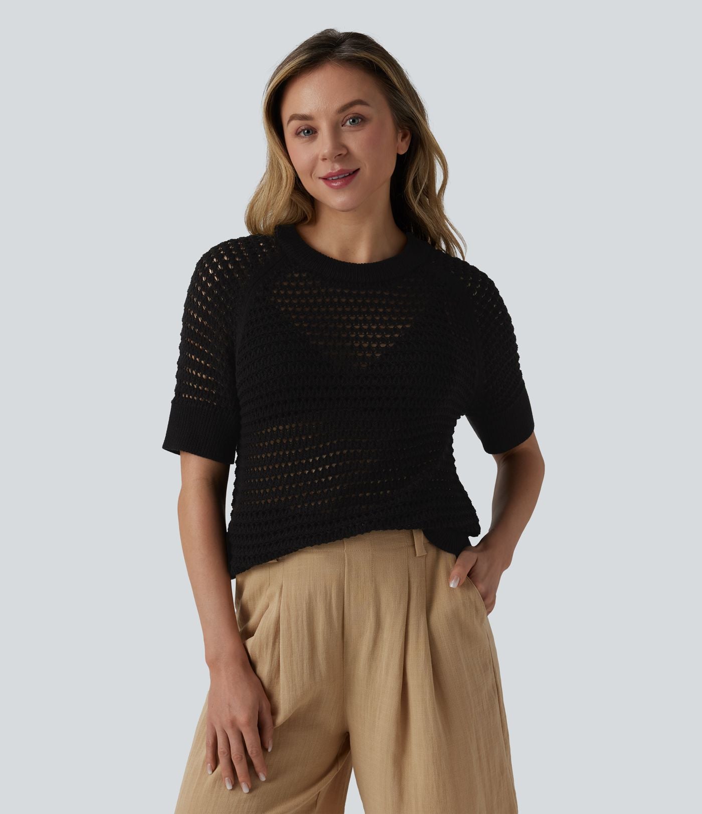 Pull col rond manches courtes