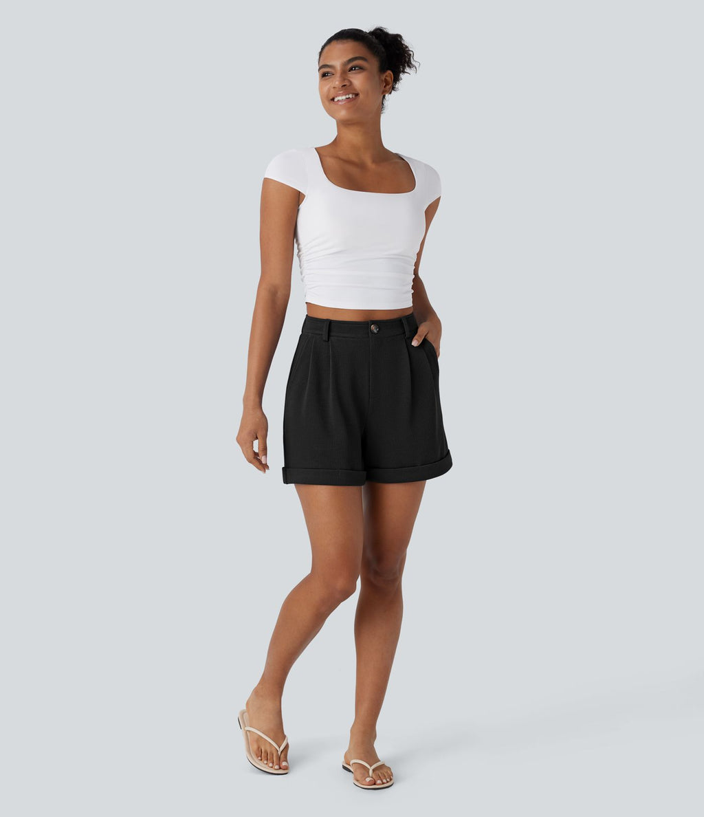 Short décontracté gaufré à taille haute, fermeture zippée, bouton et poches latérales