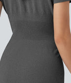 Robe mini moulante OneForm Seamless Flow à capuche avec cordon de serrage, manches courtes et poche