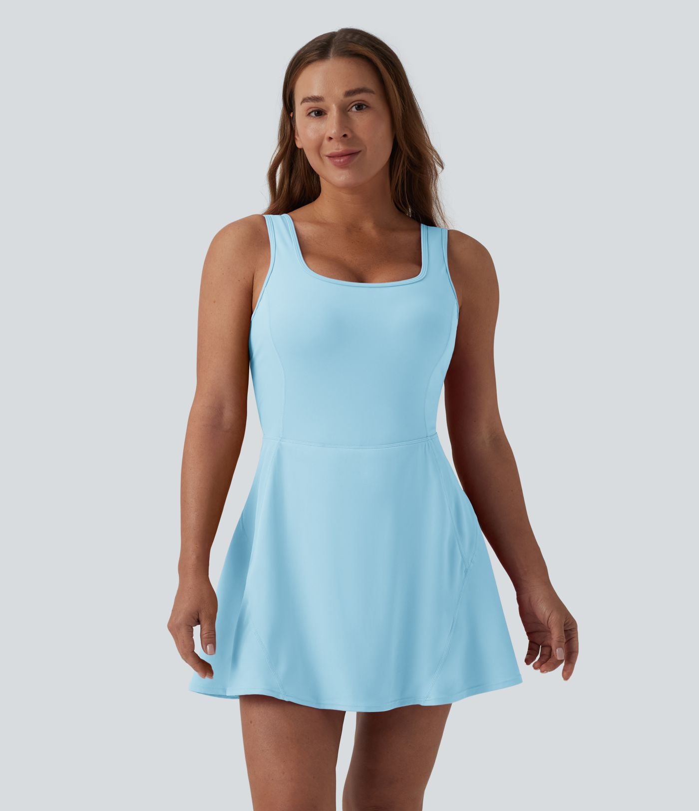Robe de sport mini 2-en-1 SoftlyZero™ Airy col U poches effet frais InstantCool danse bonnets E-G, accès facile Easy Peasy