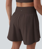 SoftlyZero™ QuickDry Short running 2-en-1 gainant taille haute à pois réfléchissants et ourlet croisé 17,5 cm avec poches