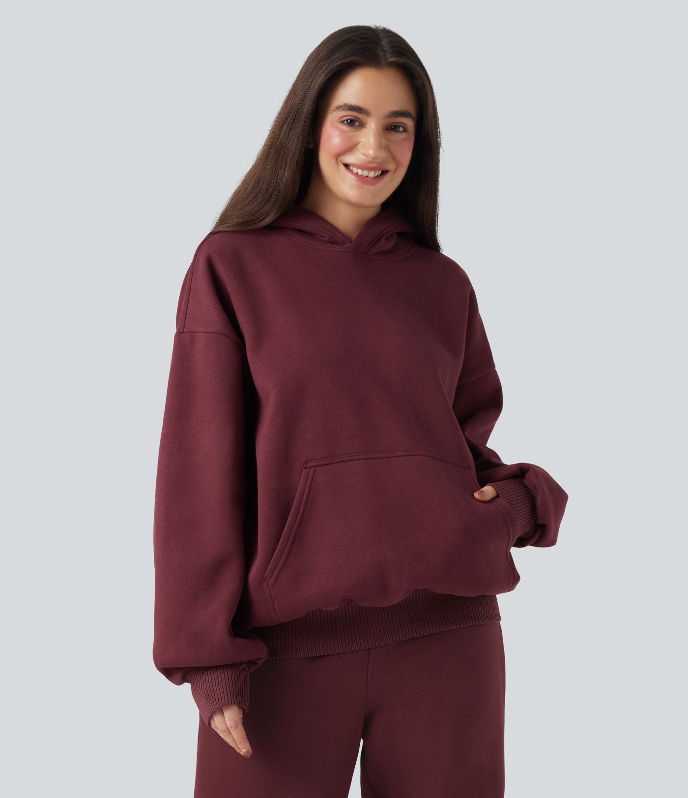 Sweat à capuche en coton molleton manches longues avec poches