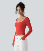 T-shirt à col U, dentelle contrastante et manches longues