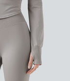 Veste yoga à capuche zippée à manches longues avec passants pouces et ourlet arrondi sans couture OneForm Seamless Flow