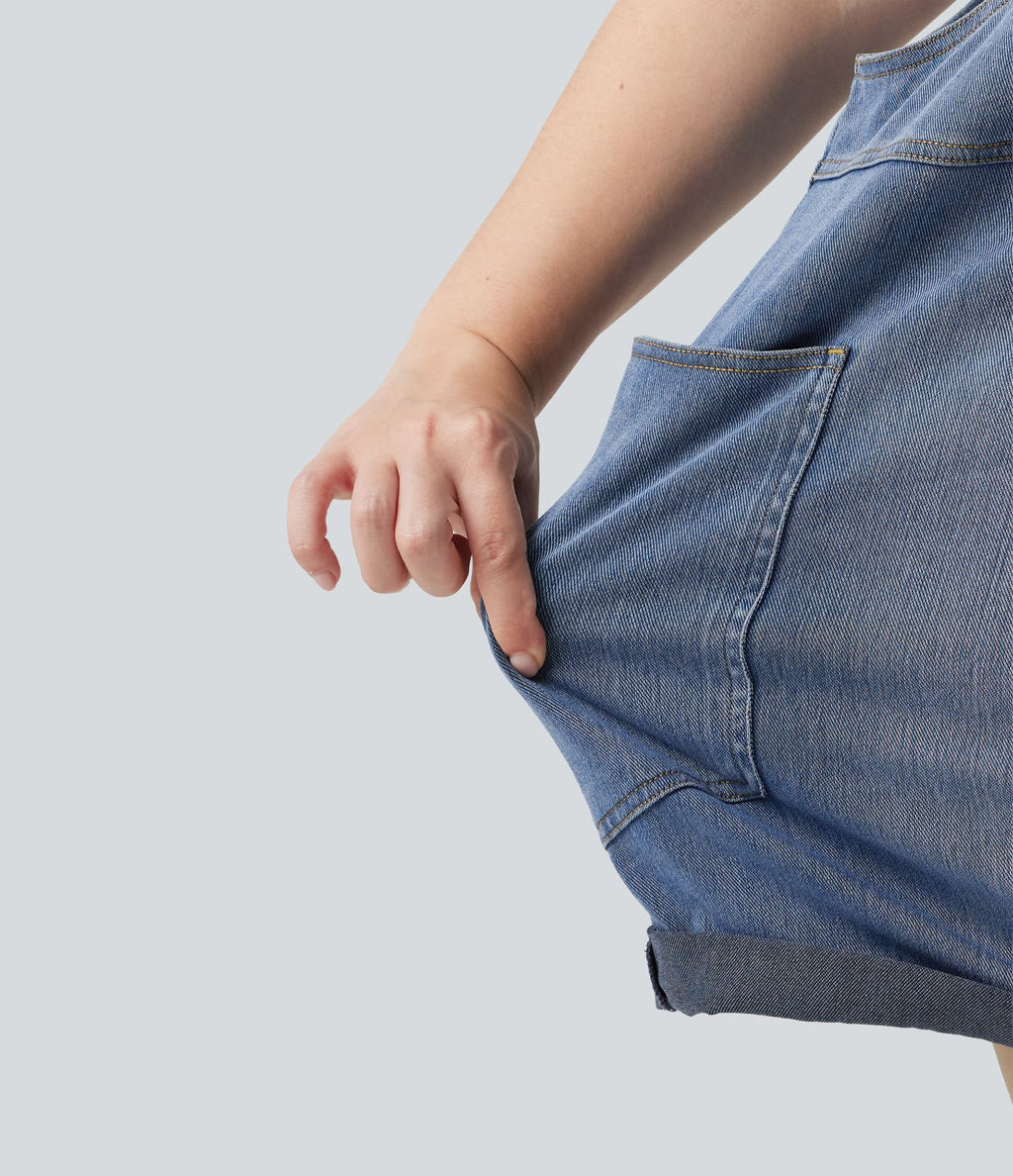 Salopette-short délavée grande taille en Jean Halara Flex™ Denim à col V avec ourlets retroussés et poches